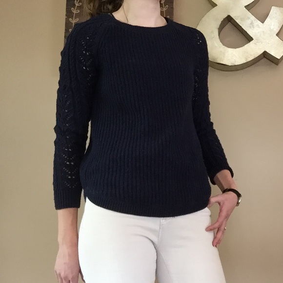 Navy pullover crew sweater Ann Taylor LOFT - Picture 2 of 4